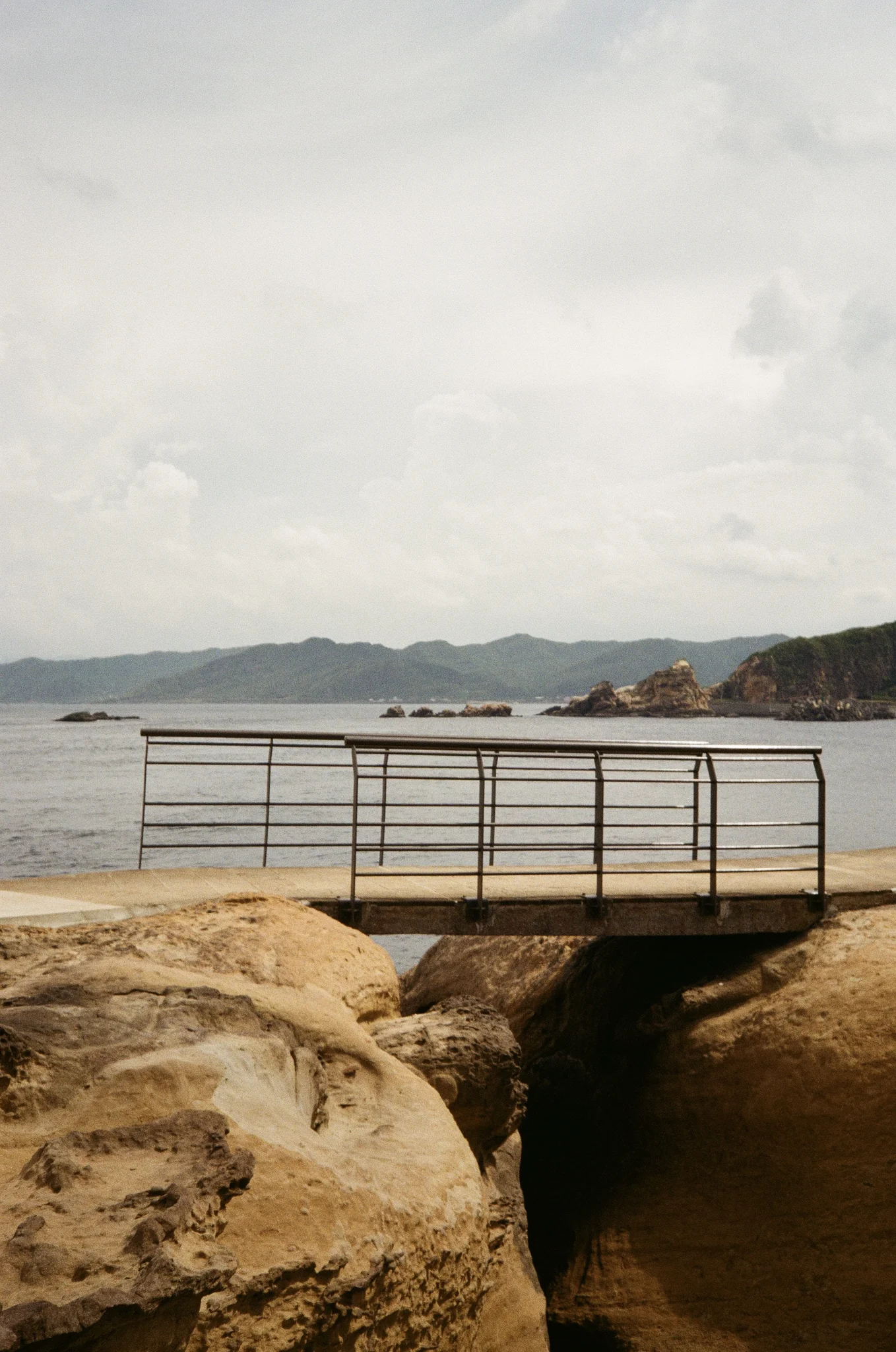 Lil Bridge